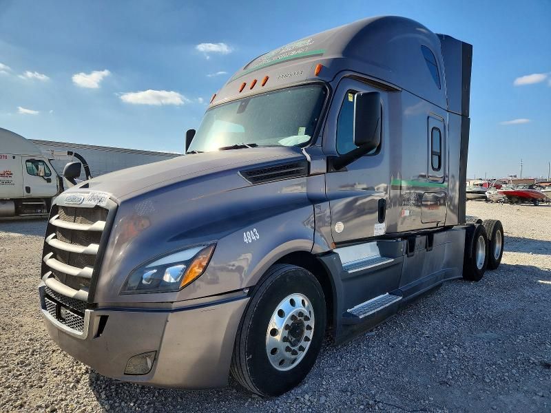 2019 Freightliner Cascadia 1-Semi Truck