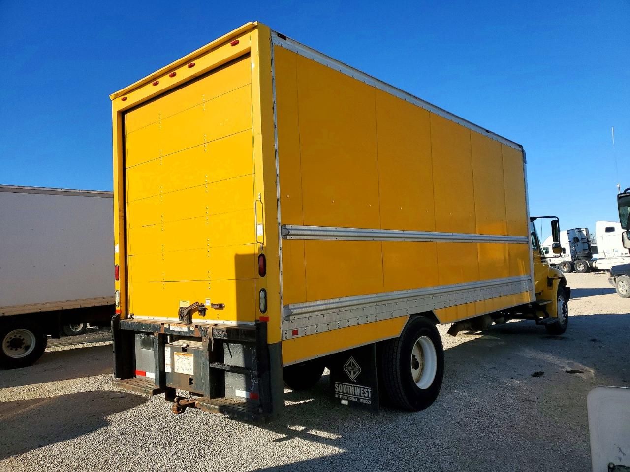 2013 International 4300 BOX Truck