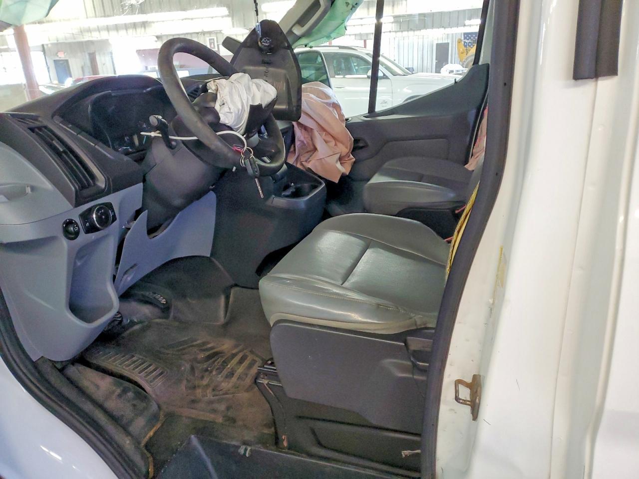 2016 Ford Transit 250 Delivery van