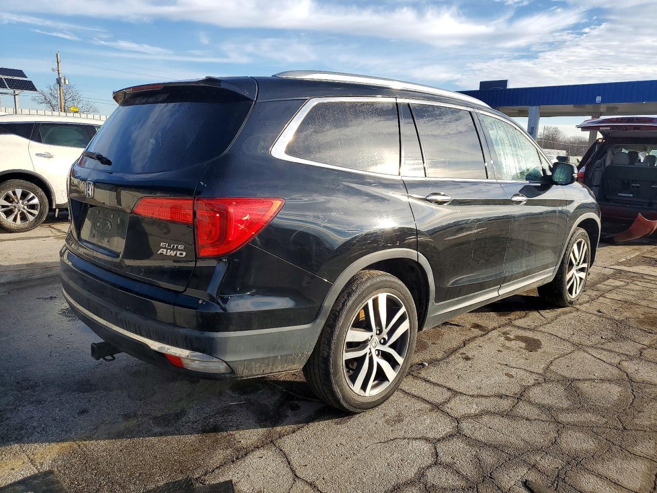2016 Honda Pilot Elite