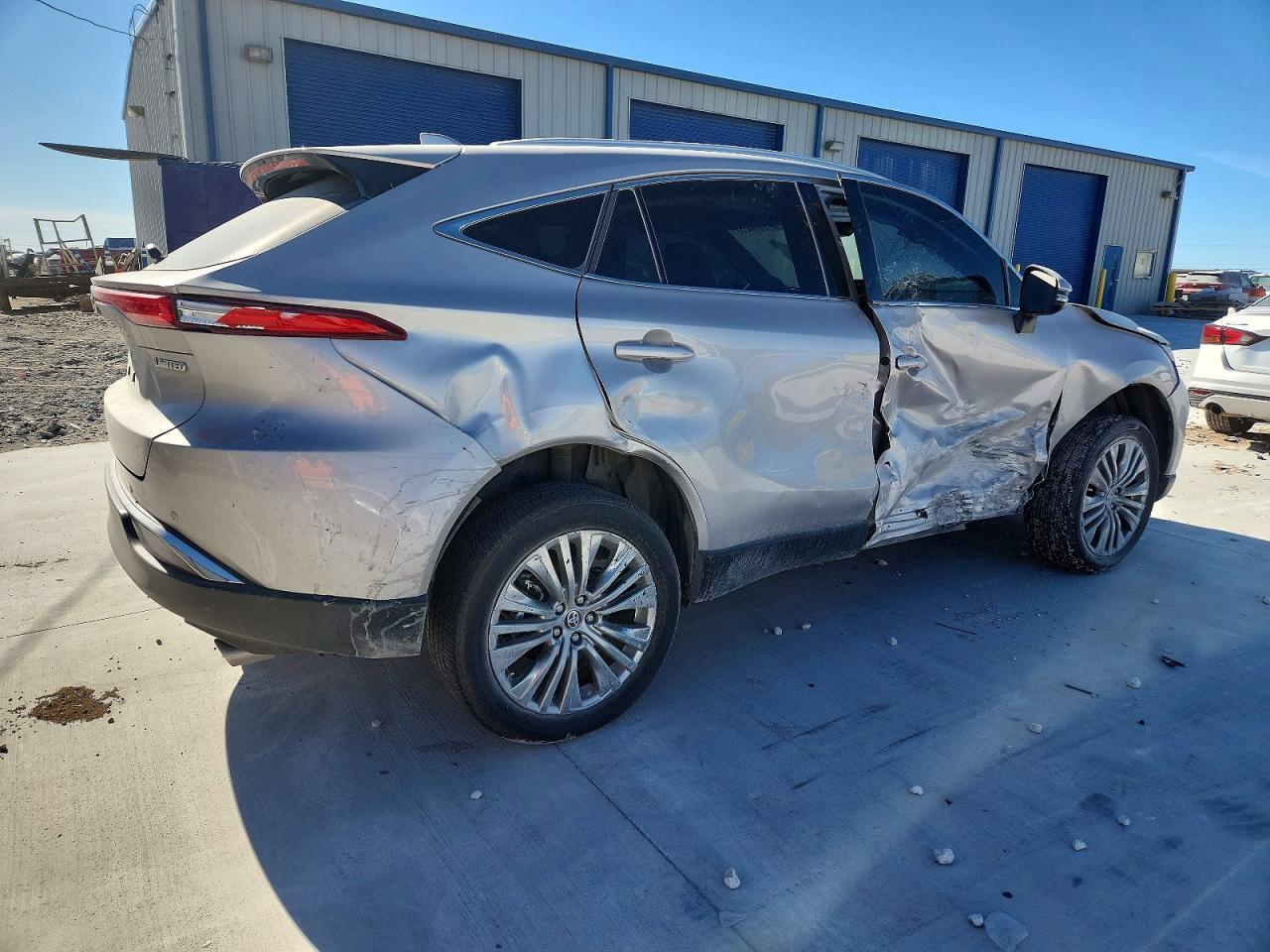 2024 Toyota Venza le