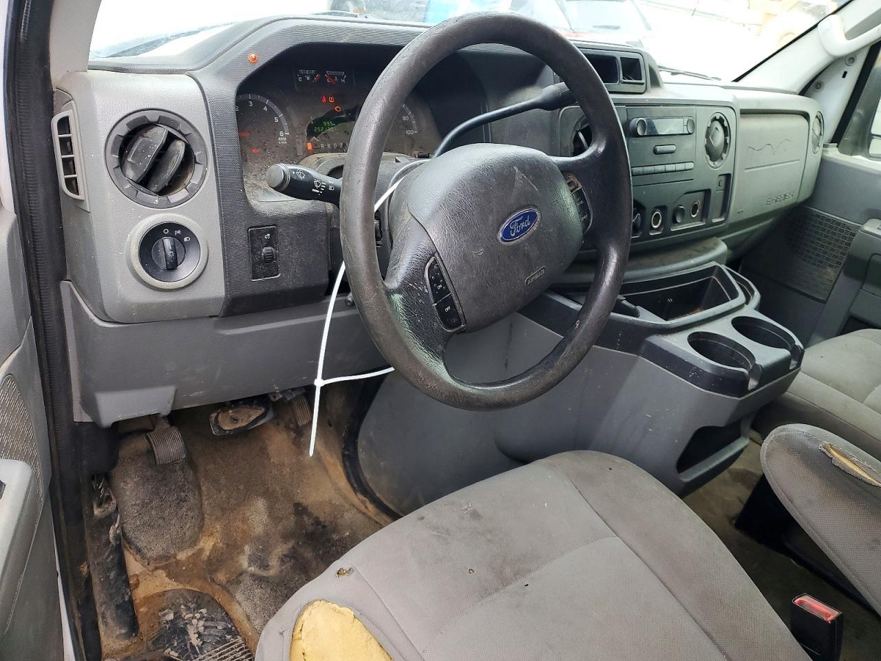 2009 Ford E250 Utility / Service Van