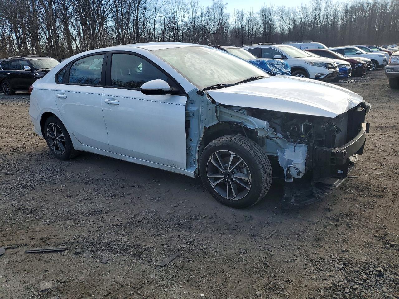 2023 KIA Forte lx