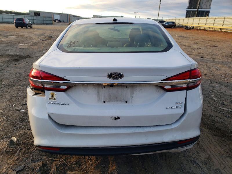 2018 Ford Fusion se Hybrid