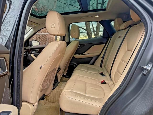 2017 Jaguar F-pace Prestige