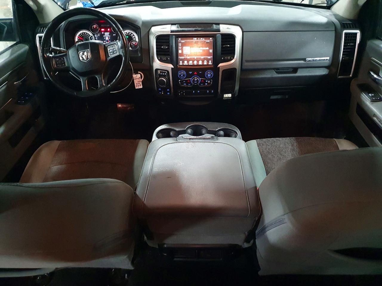 2017 Dodge Ram 1500 slt