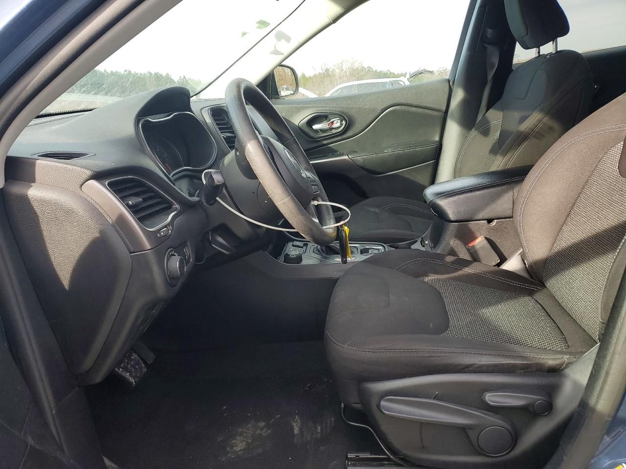 2020 Jeep Cherokee Latitude