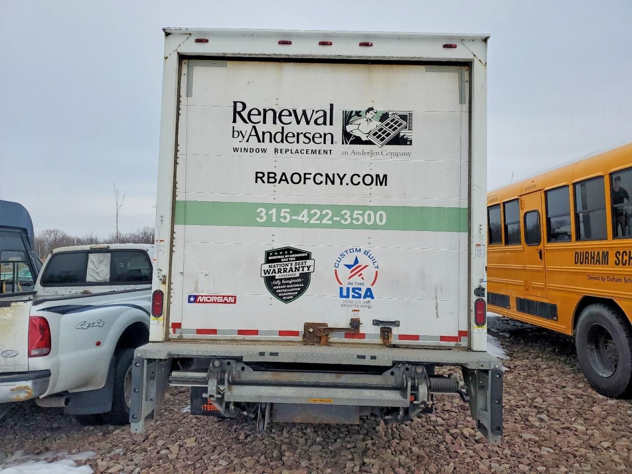 2019 Isuzu NPR HD BOX Truck