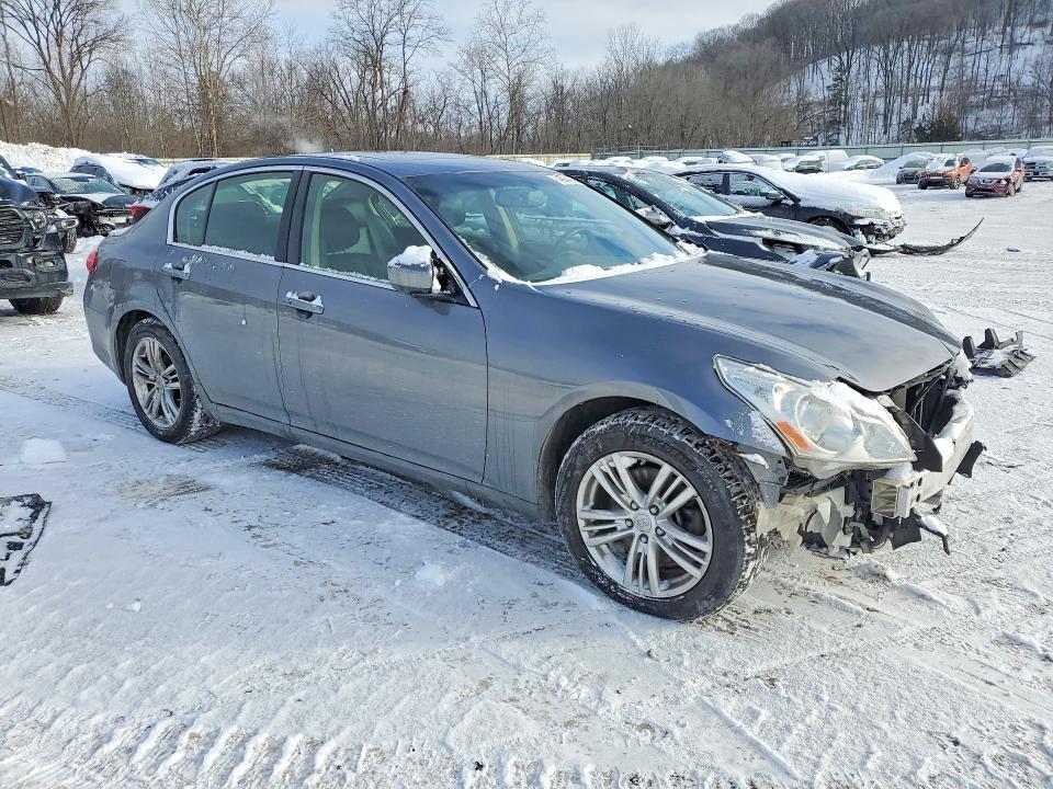 2013 Infiniti G37