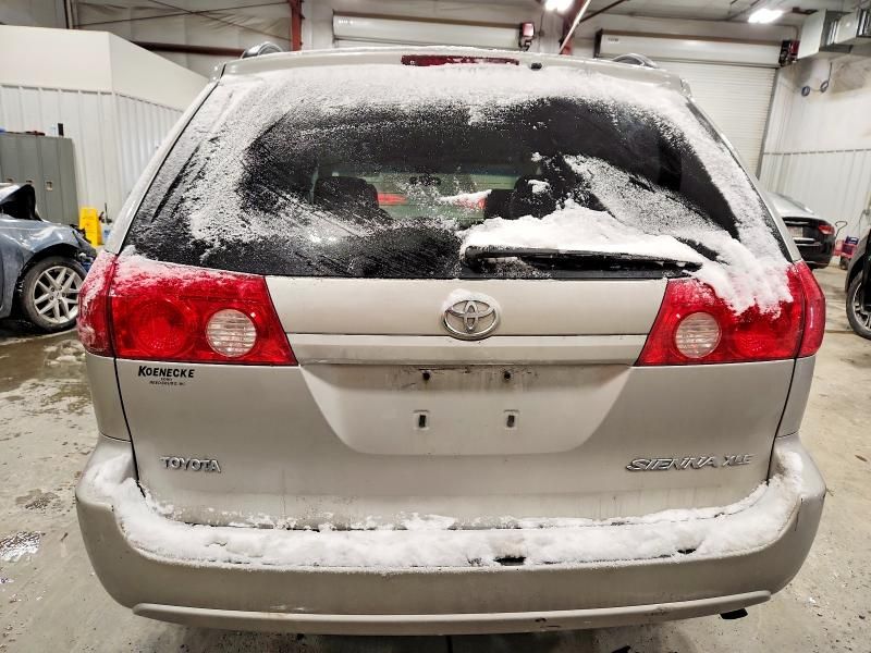 2008 Toyota Sienna xle