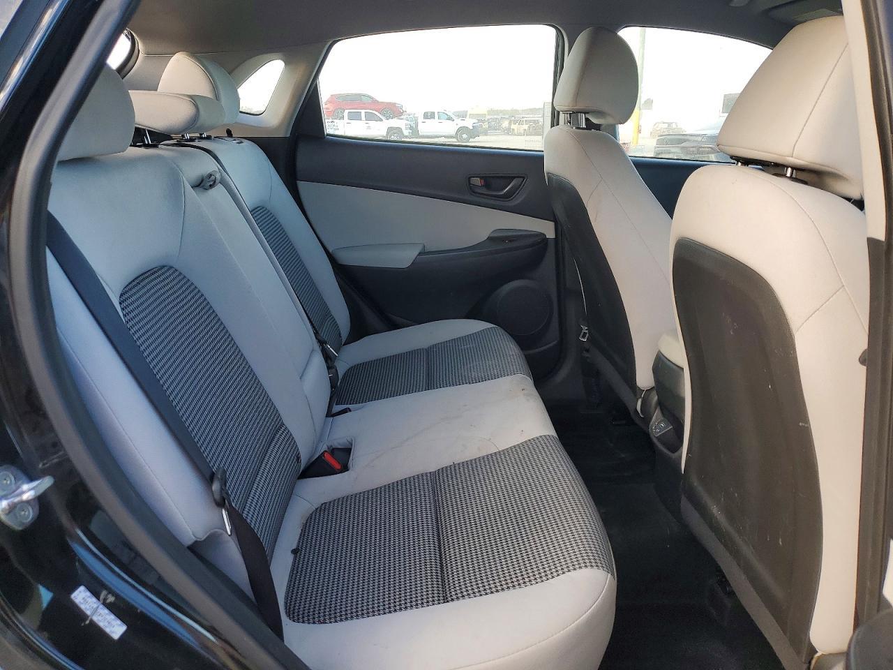2023 Hyundai Kona se