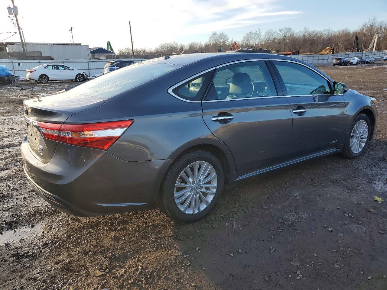 2015 Toyota Avalon Hybrid