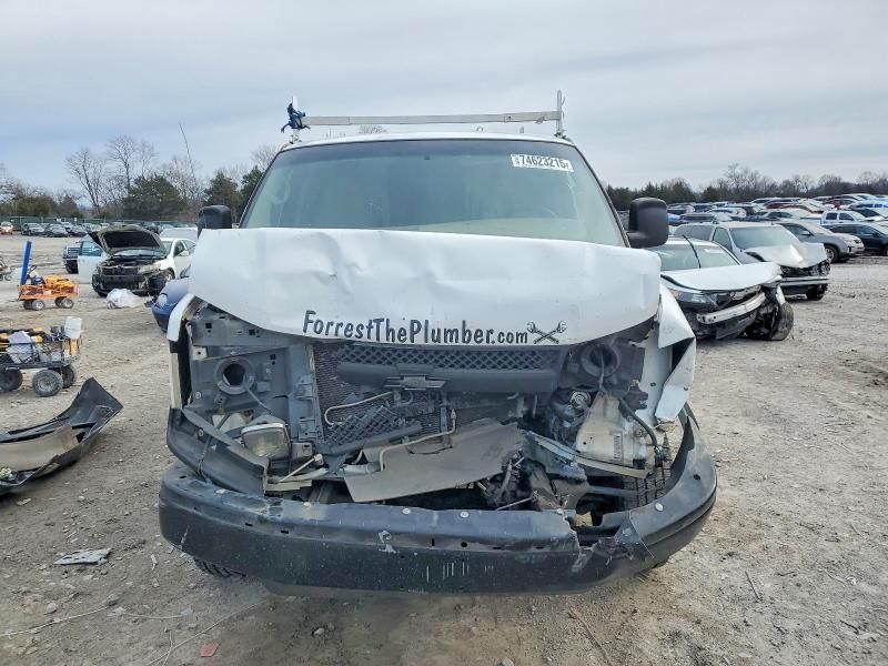 2015 Chevrolet Express G2500