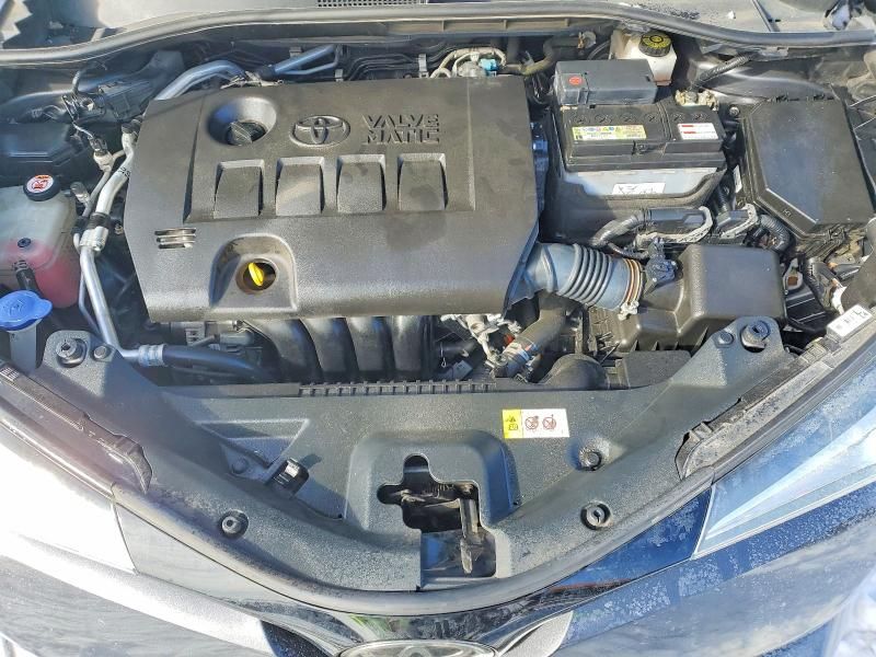 2019 Toyota C-hr xle