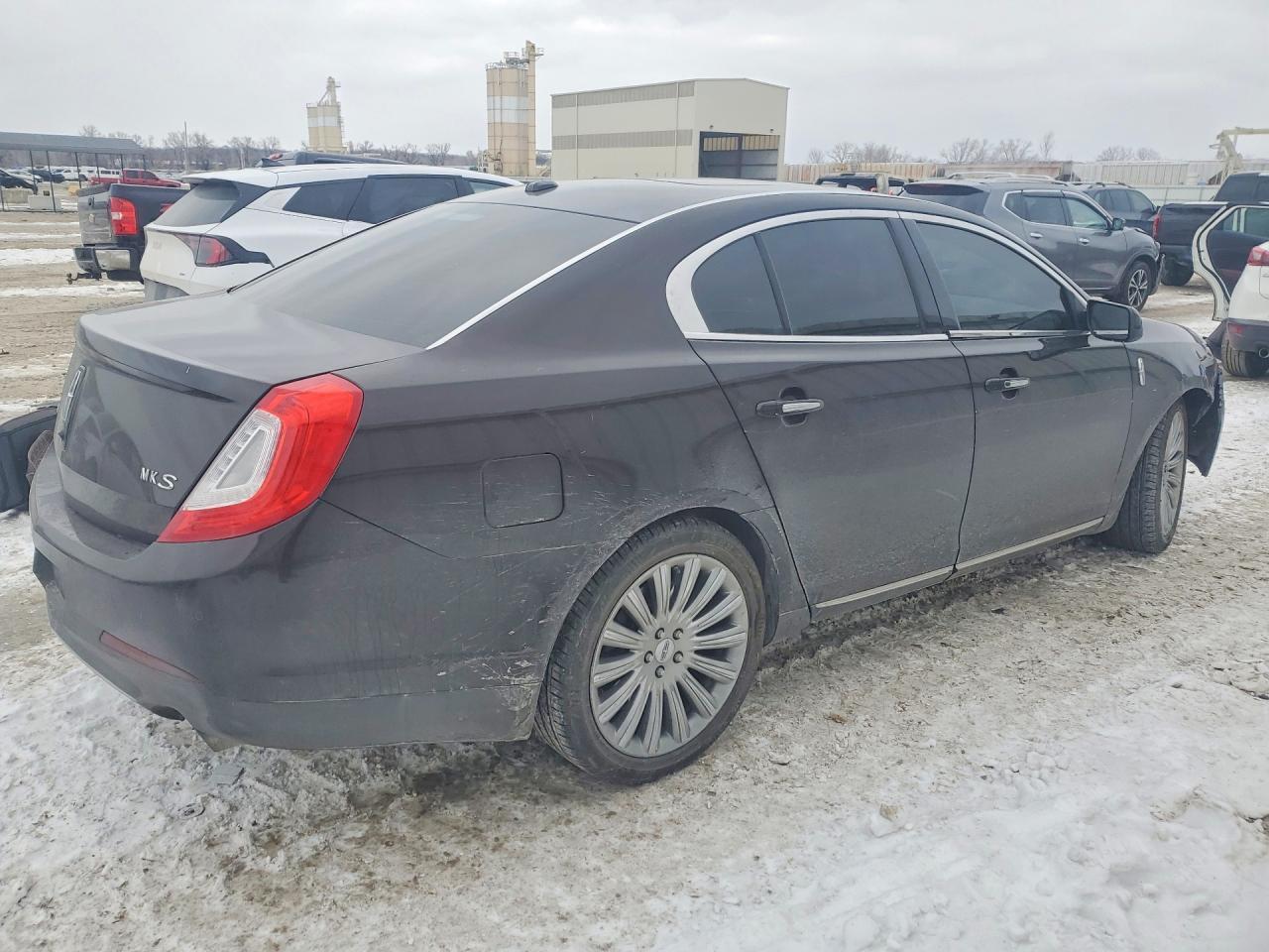 2013 Lincoln Townhouse MKS