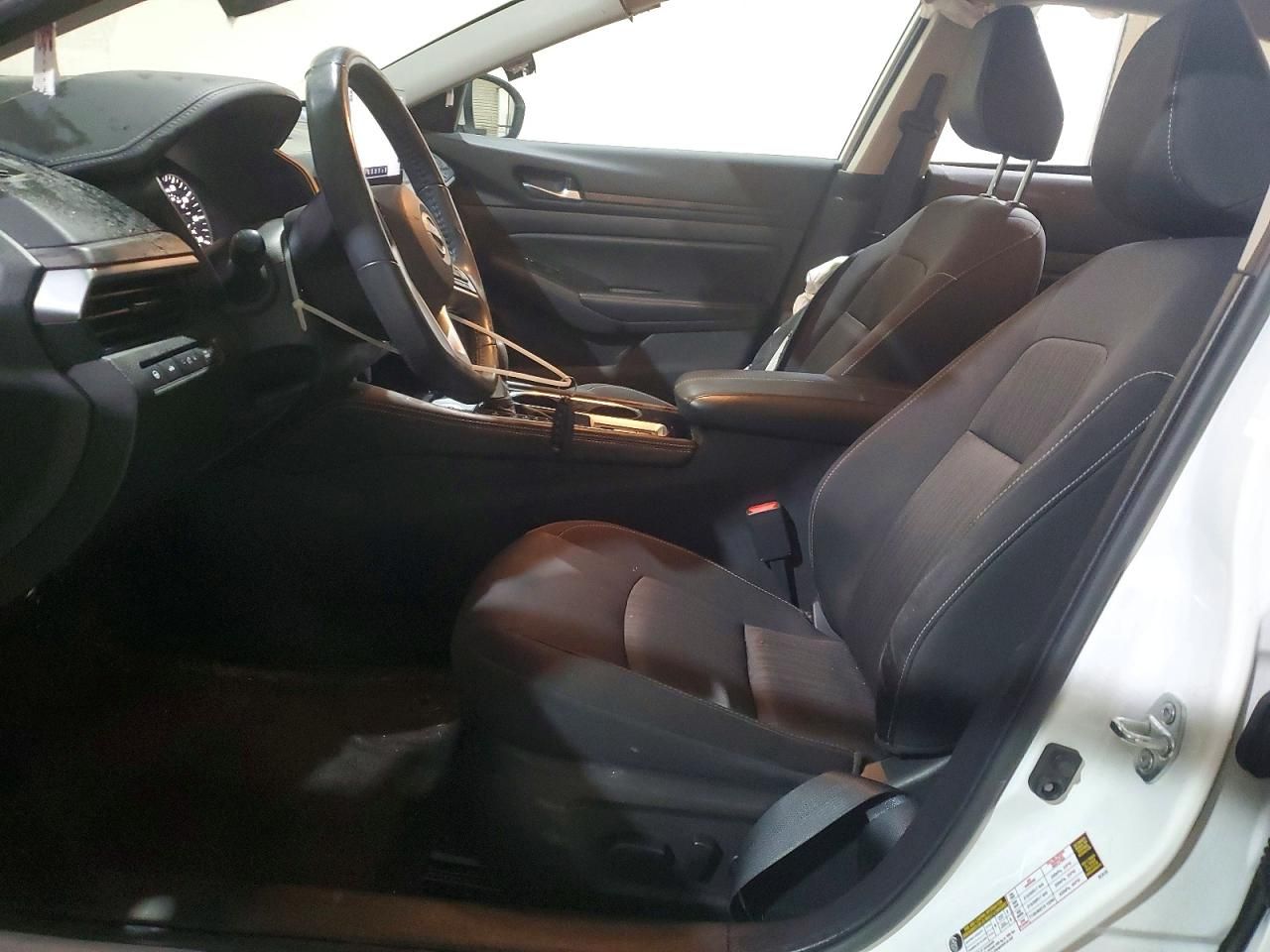 2024 Nissan Altima sv