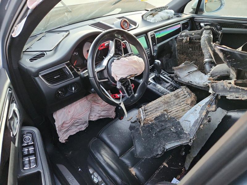 2015 Porsche Macan s