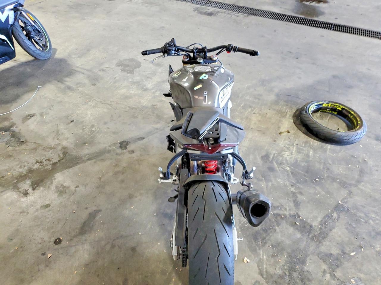 2024 Aprilia Tuono V4 1100