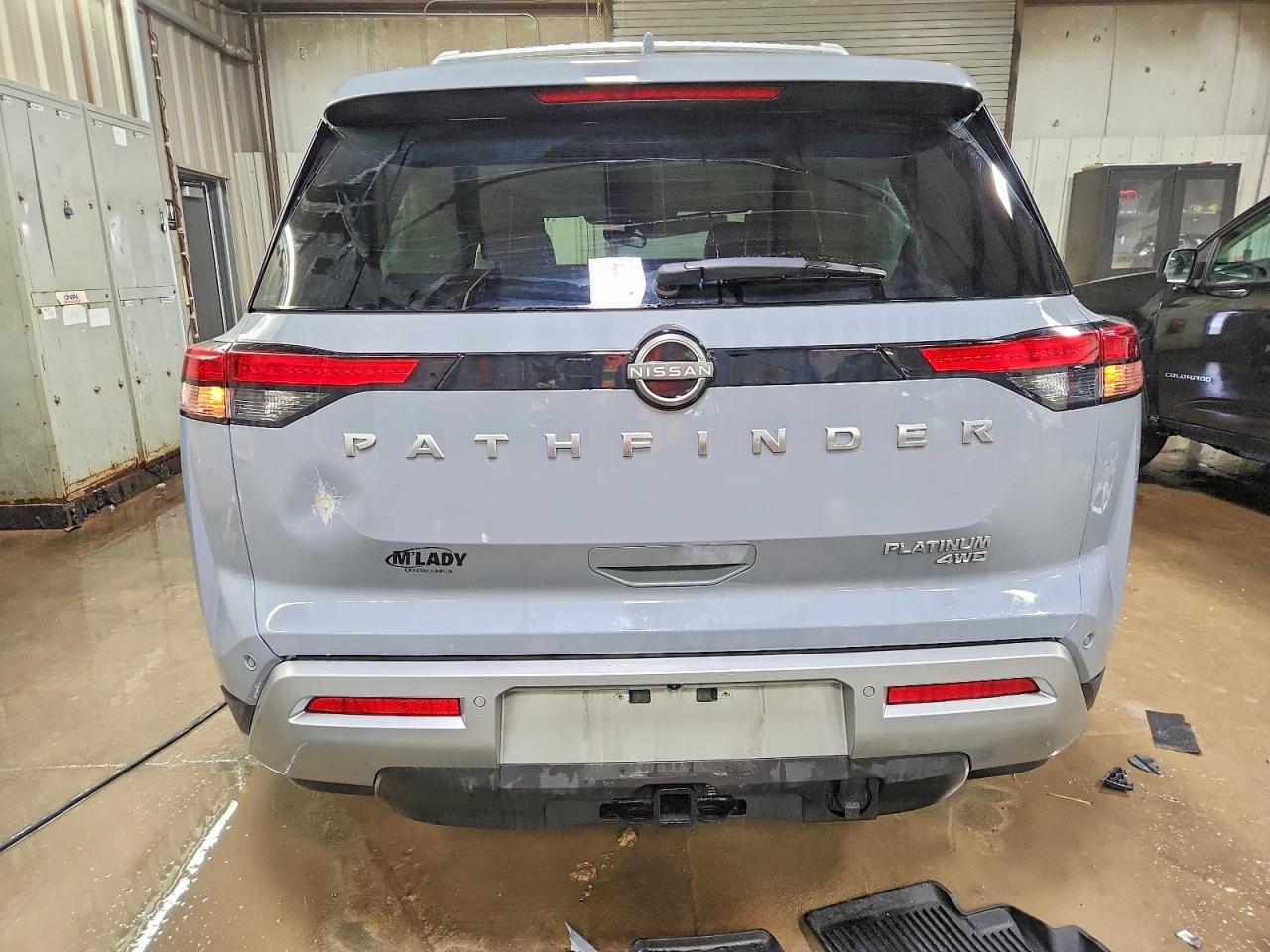 2025 Nissan Pathfinder Platinum