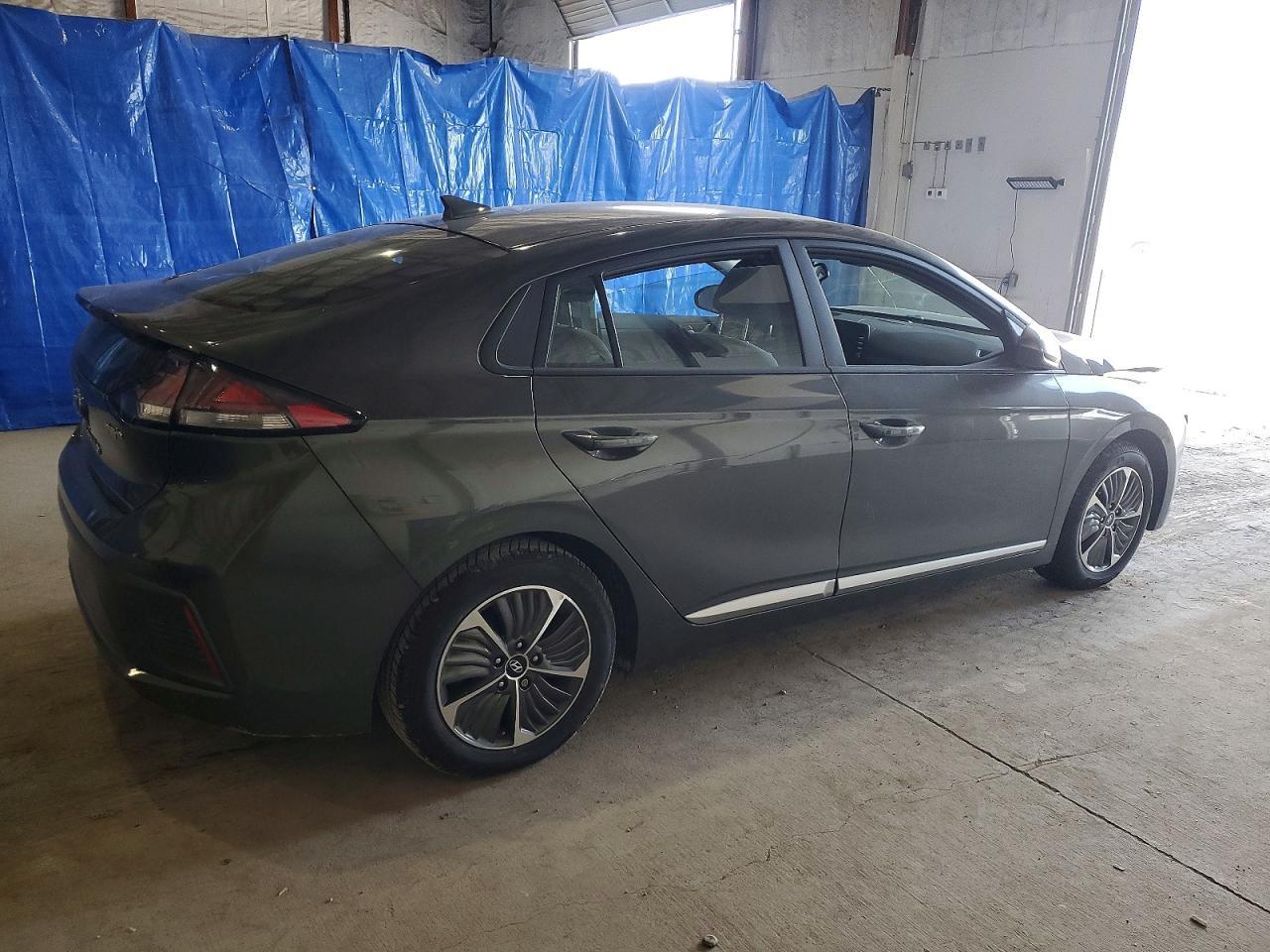 2022 Hyundai Ioniq se