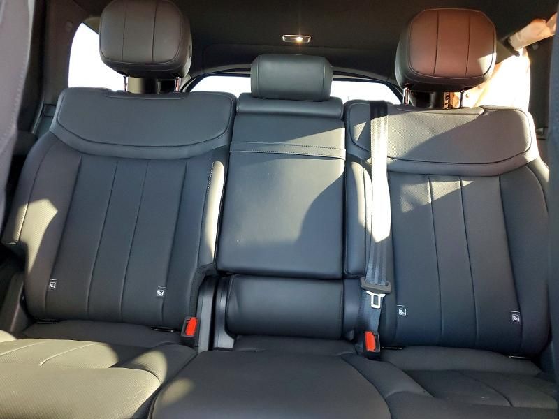 2024 Land Rover Range Rover se