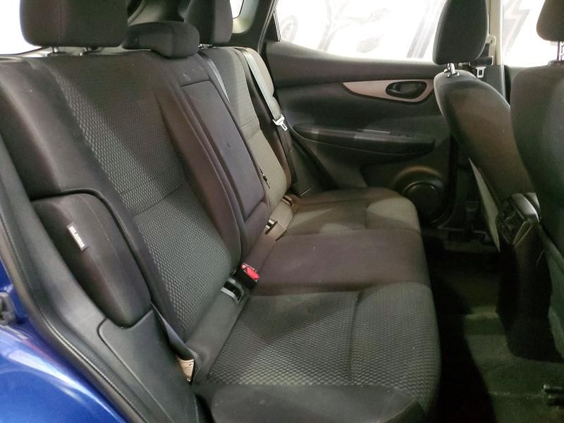 2022 Nissan Rogue Sport s