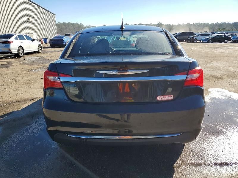 2012 Chrysler 200 Touring