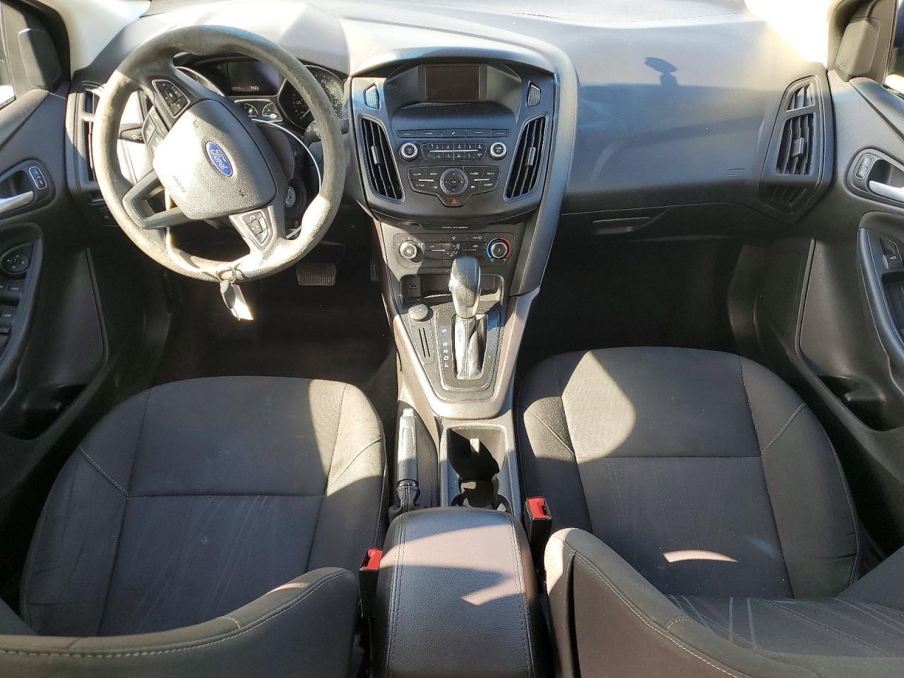 2018 Ford Focus se