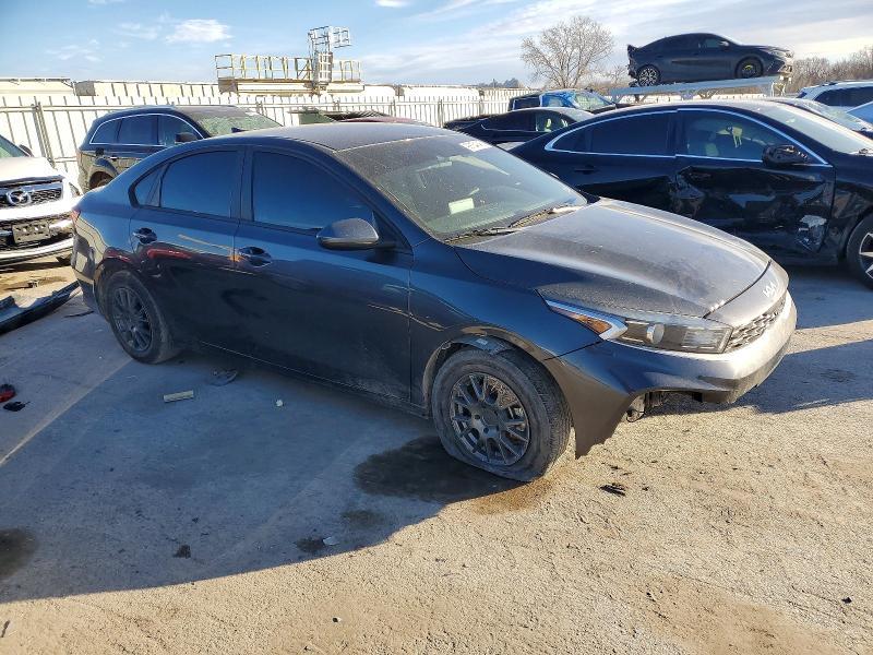 2022 KIA Forte fe
