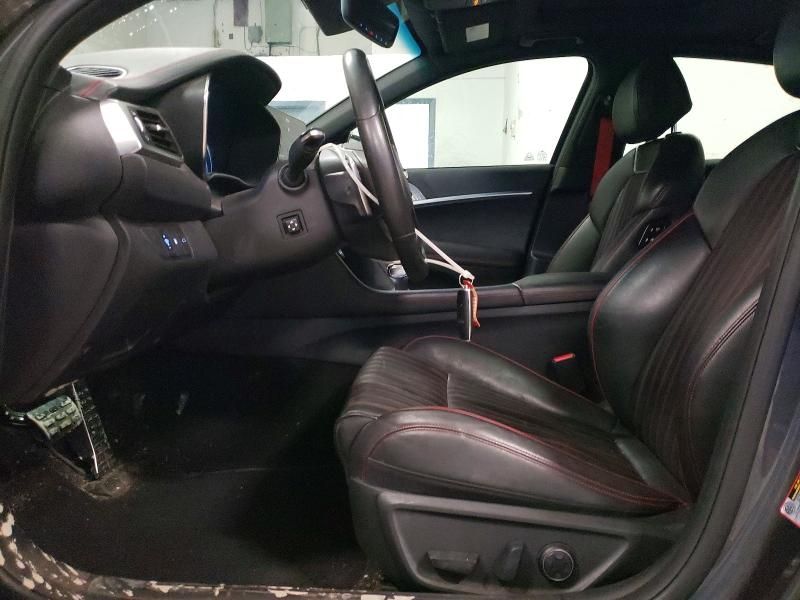 2023 Genesis G70 Base