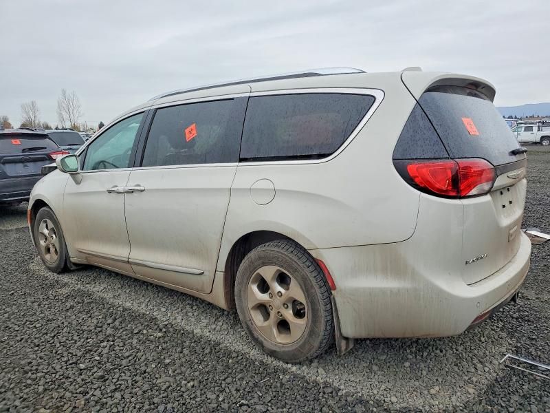 2017 Chrysler Pacifica Touring l Plus