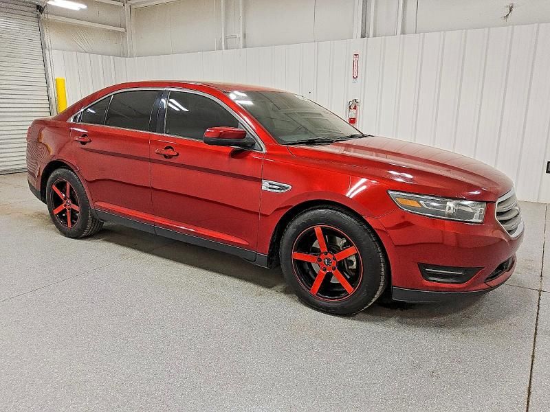2017 Ford Taurus sel