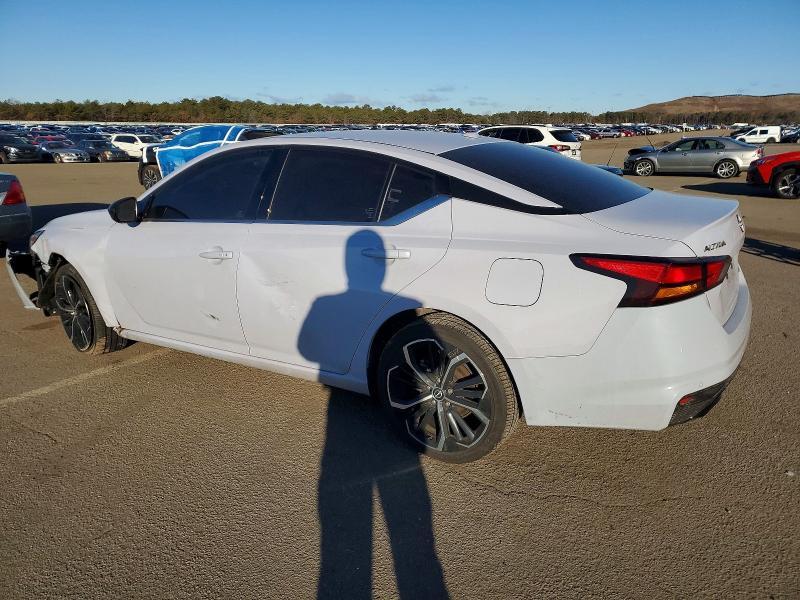 2024 Nissan Altima sr