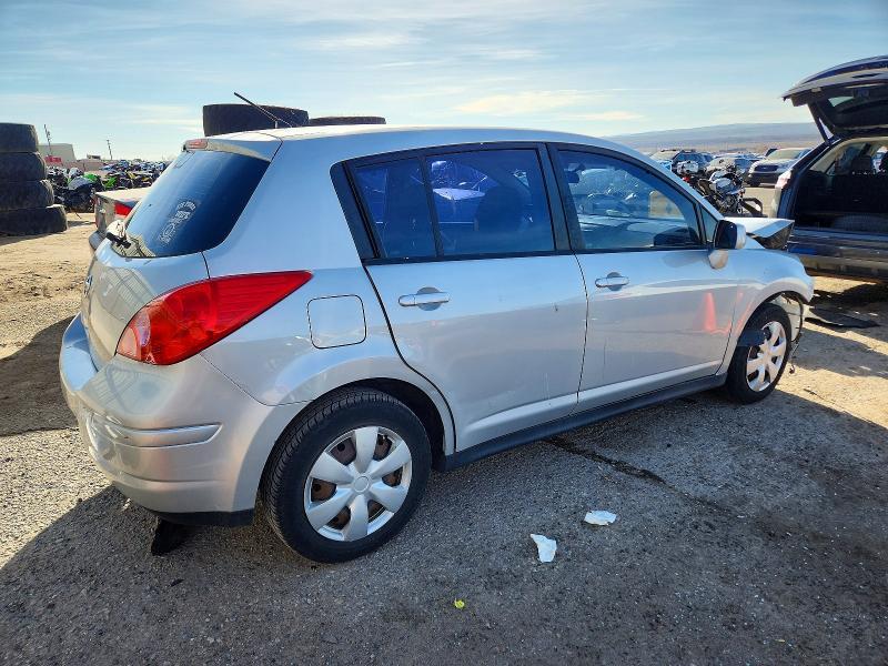2012 Nissan Versa s