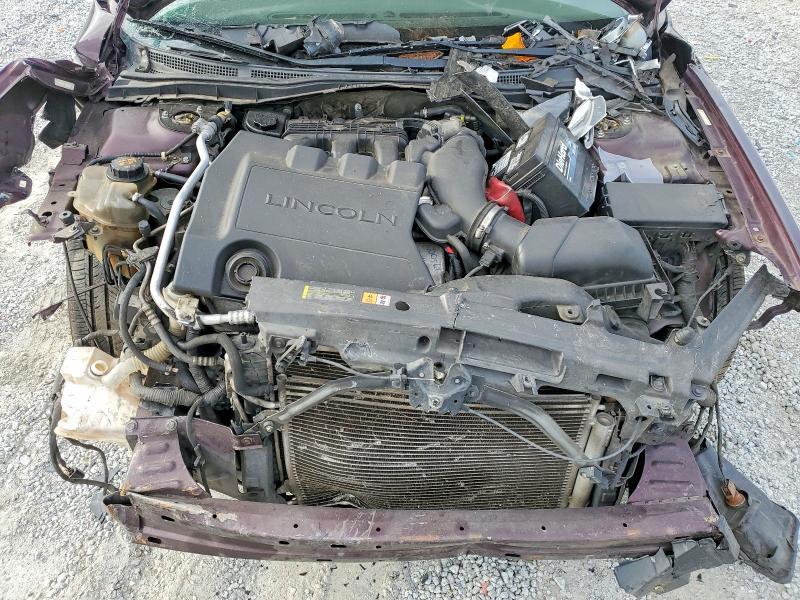 2011 Lincoln Townhouse MKZ