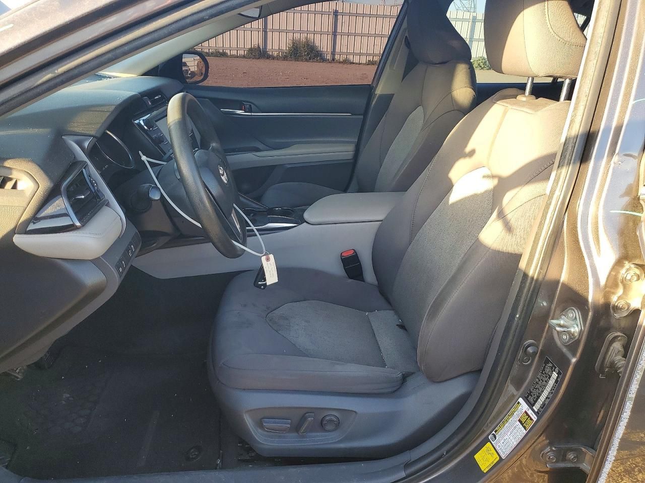 2020 Toyota Camry le