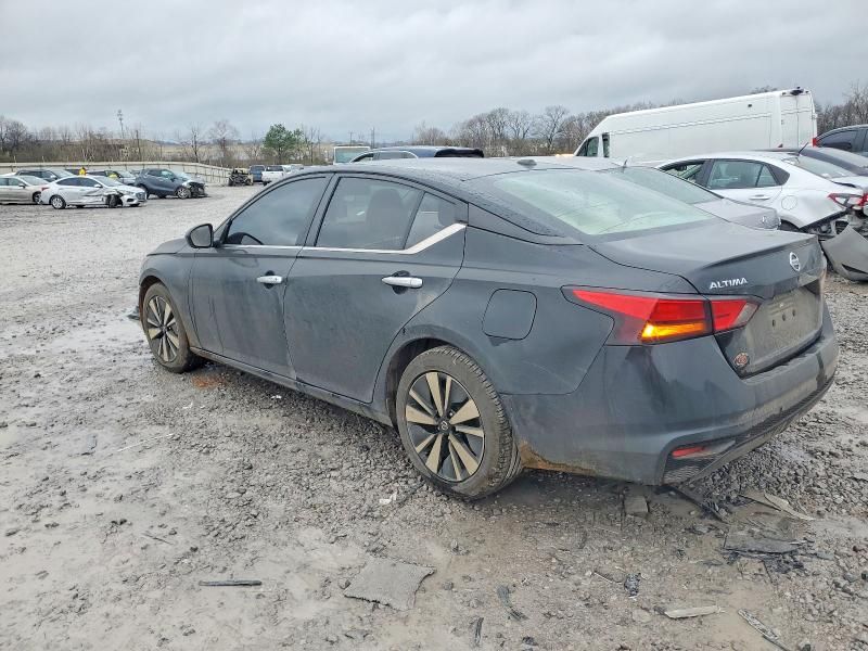 2021 Nissan Altima sv