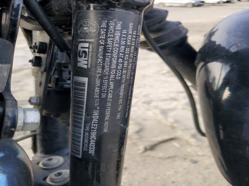 2017 Harley-Davidson XL883 Iron 883