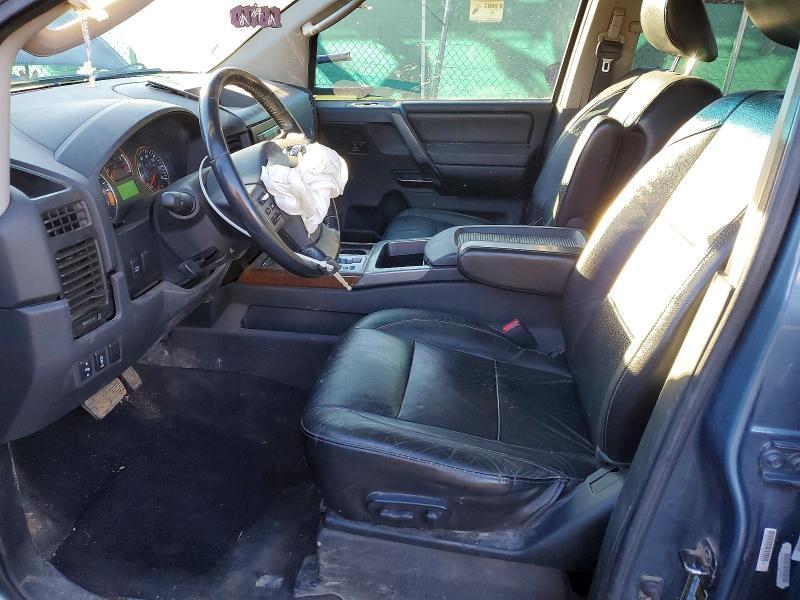 2010 Nissan Titan xe