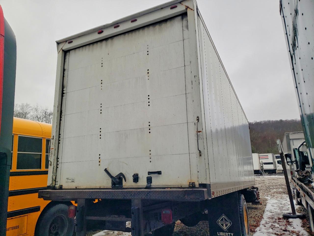 2010 International 4300 BOX Truck