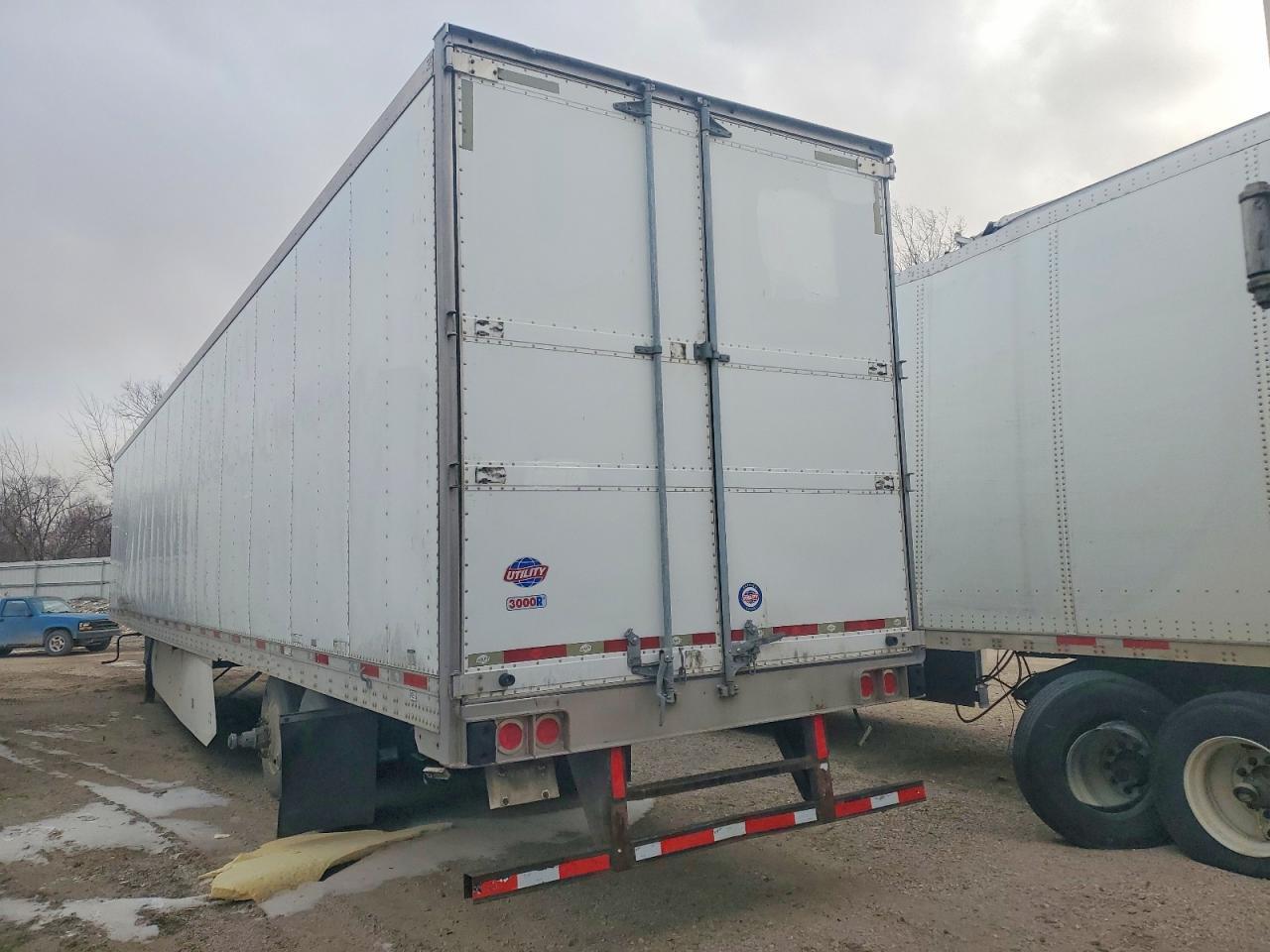 2014 Utility VS2RA DRY Van Trailer