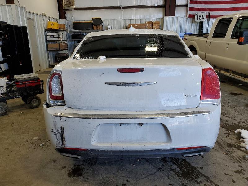 2015 Chrysler 300 Limited