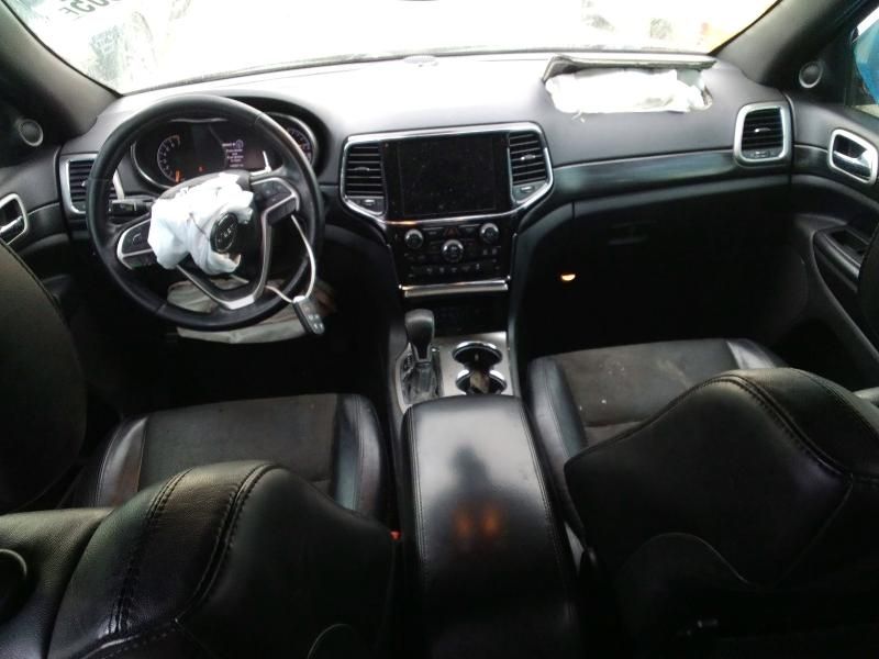 2020 Jeep Grand Cherokee Laredo