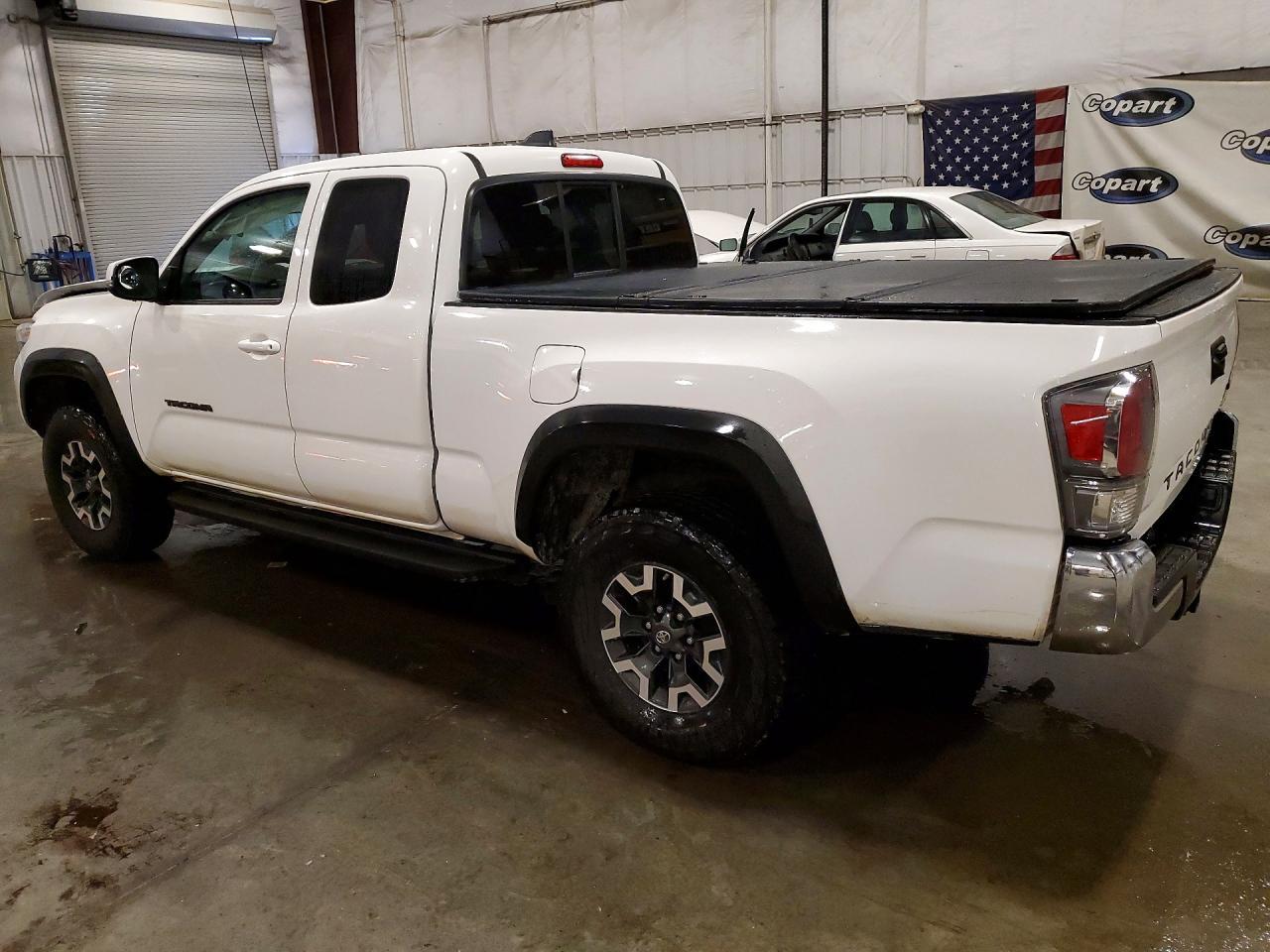 2020 Toyota Tacoma Access cab