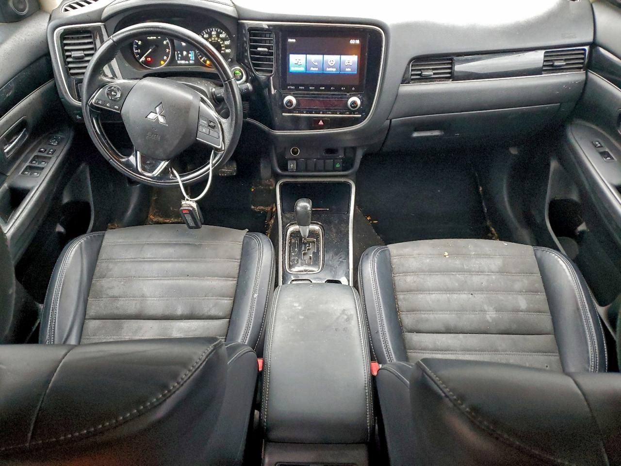 2020 Mitsubishi Outlander se