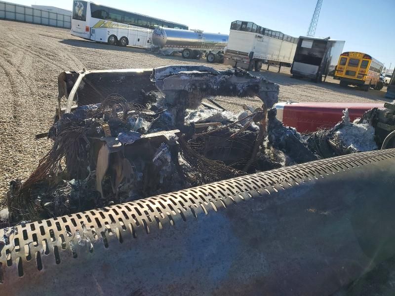 2010 Freightliner Coronado Semi Truck