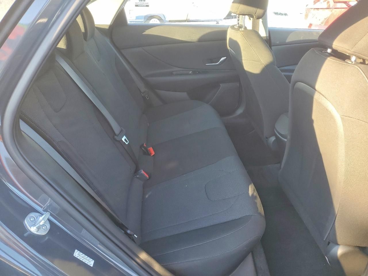 2023 Hyundai Elantra se