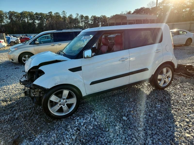 2011 KIA Soul +