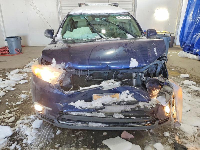 2011 Toyota Highlander Base