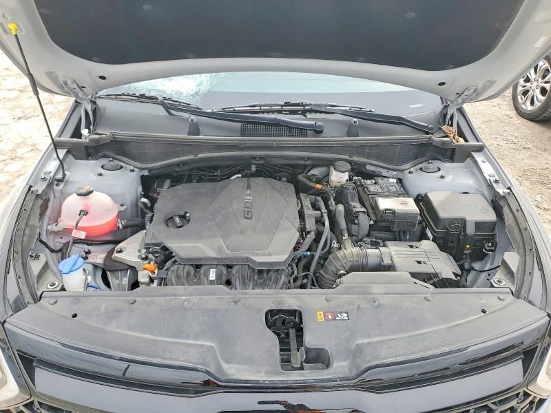 2025 KIA Sportage x Line